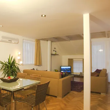 Apartman Karlova Prága