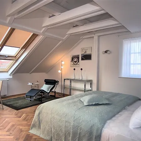 Apartament Karlova *